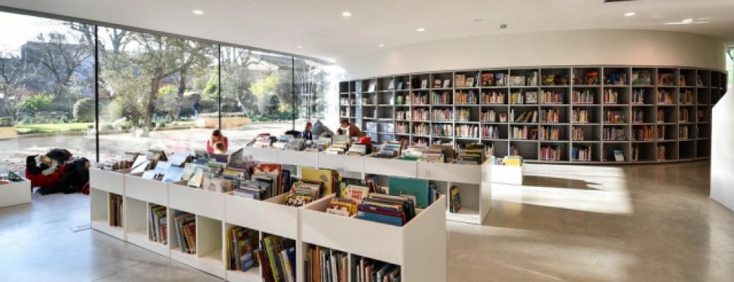Espace BD de la médiathèque Pierre Bottero