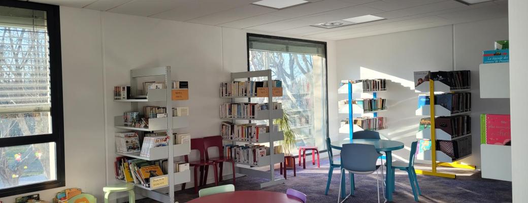 Espace Jeunesse de la bibliothèque de La Barben