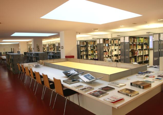 Photo d'une salle intérieure de la BDP